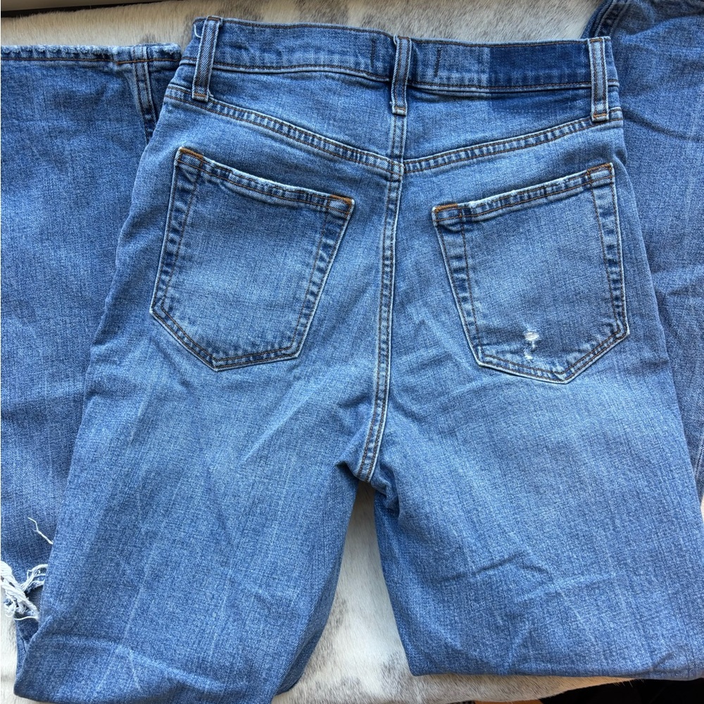 Abercrombie & Fitch Curve Love Ultra High Rise ‘90s Slim Straight Jeans - Picture 3 of 4